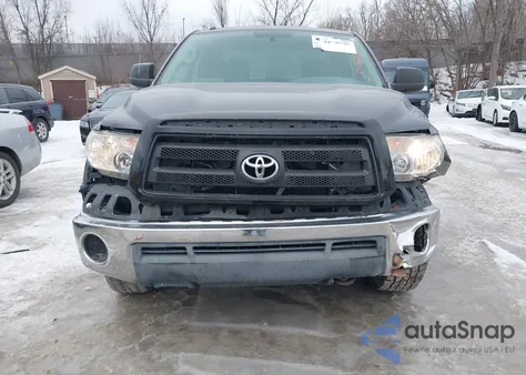 2013 Toyota Tundra Grade 4.6L V8 z USA, uszkodzony, nr VIN 5TFUM5F19DX042201
